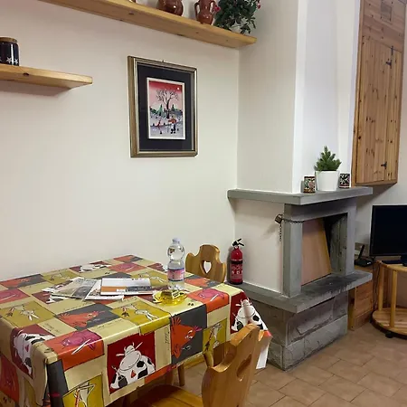 Regina Delle Nevi 아파트